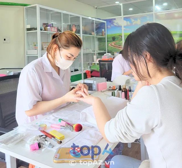 Tìm kiếm trung tâm đào tạo nail chuyên nghiệp tại Thủ Đức?