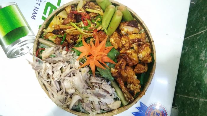 Món ăn hấp dẫn tại nhà hàng