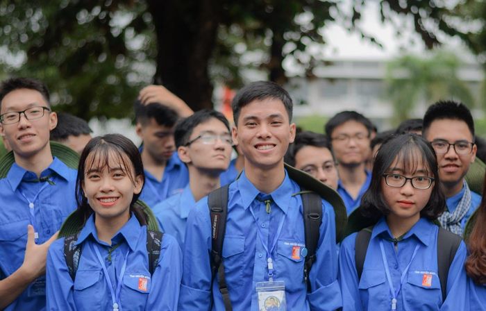 Câu hỏi về các bài hát Đoàn Thanh Niên hình ảnh 1