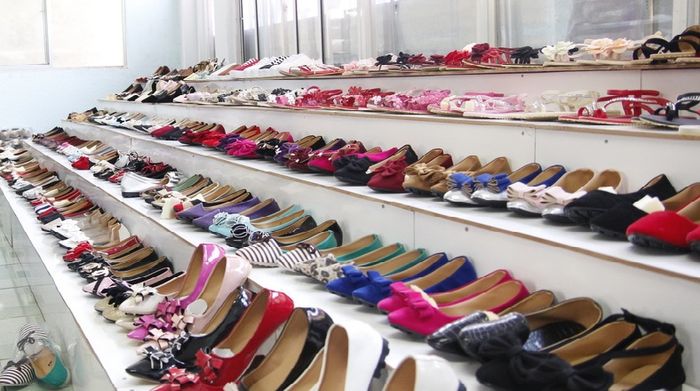 Top 5 xưởng giày dép uy tín tại TP.HCM: Xưởng giày Ngọc Thạch