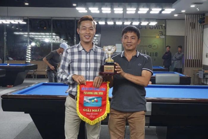 Trải nghiệm bida chuyên nghiệp tại CLB Hoàng Long