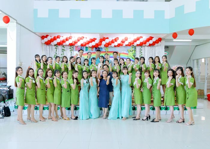 Những khoảnh khắc đáng yêu của các bé trong giờ học ngoại khóa tại Trường Mầm non Ngôi Sao Nhỏ