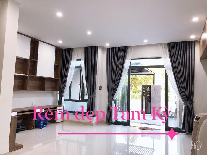 Không gian trưng bày sang trọng tại Rèm Đẹp Tam Kỳ
