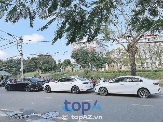 B.Diamond Rental Car - Biểu tượng xe cưới sang trọng