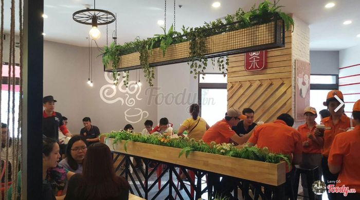 khong-gian-ben-trong-gong-cha-giang-vo-ha-noi
