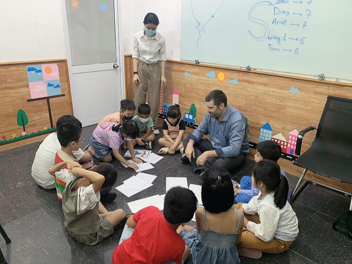 Khoảnh khắc học tập tại Ngoại Ngữ Á Mỹ - ảnh 2