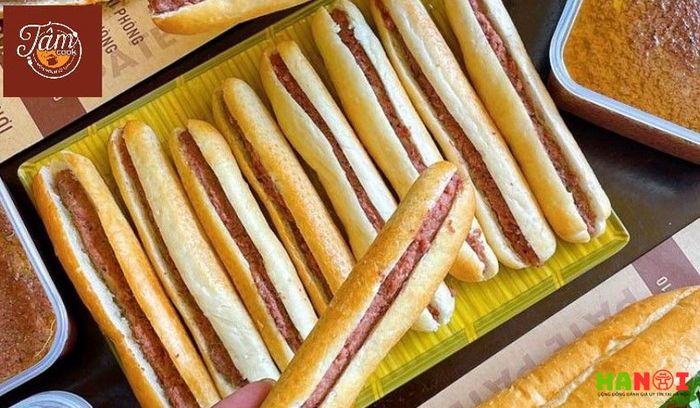 banh-mi-que-co-tam-Mytour