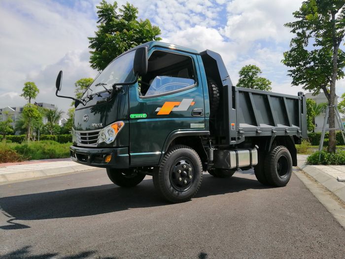 Hình ảnh ấn tượng về dòng xe ben TMT đời mới