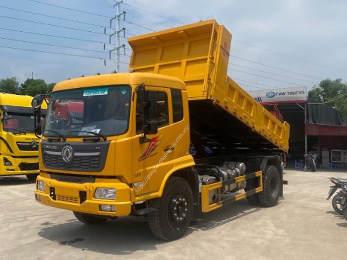 Hình ảnh ấn tượng của dòng xe ben Dongfeng đời mới