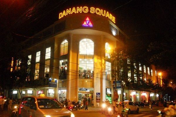 Đà Nẵng Square - Không gian mua sắm sang trọng về đêm