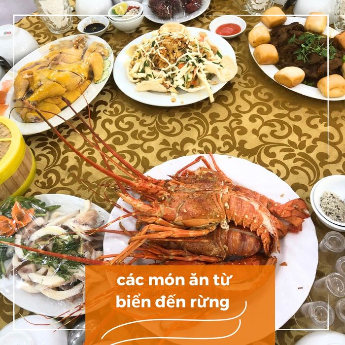 Không gian sang trọng với view biển tại Lam Giang Cửa Hội