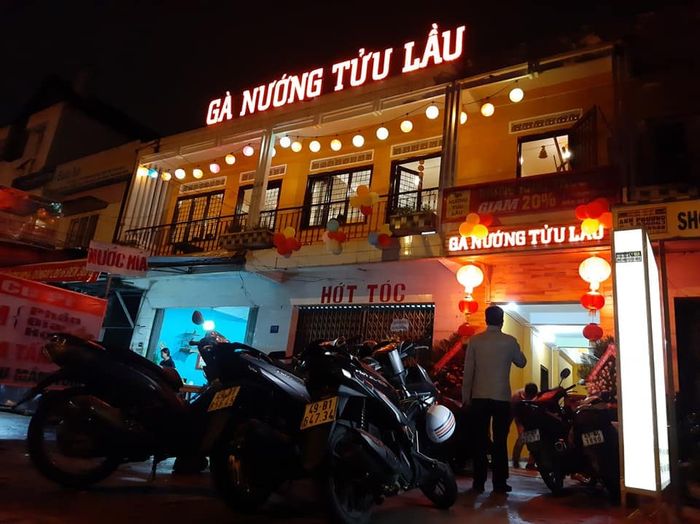 Hình ảnh những món ngon đặc trưng tại Gà Nướng Tửu Lầu