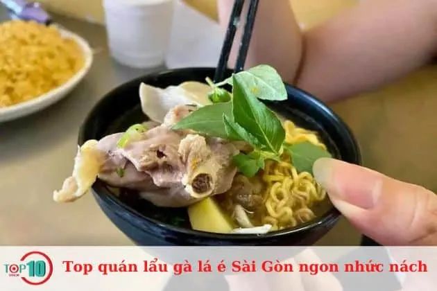 Ô Kê Quán - Điểm đến lý tưởng cho tín đồ lẩu gà lá é
