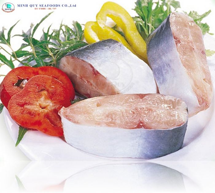 Hình ảnh dây chuyền chế biến cá tra hiện đại tại Minh Quý Seafoods