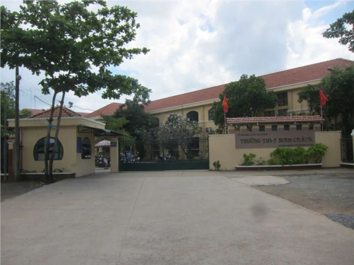 Trường THPT Bình Chánh - Hình ảnh 2