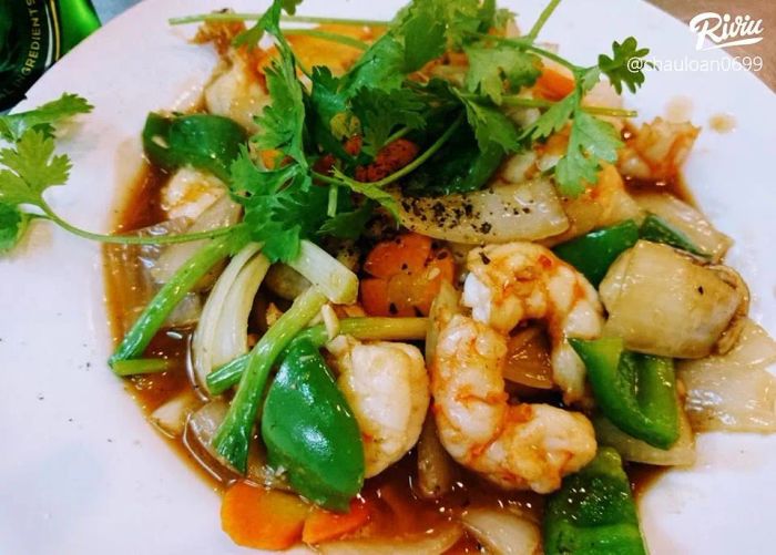 Không gian ấm cúng tại Quán Thiên Tân