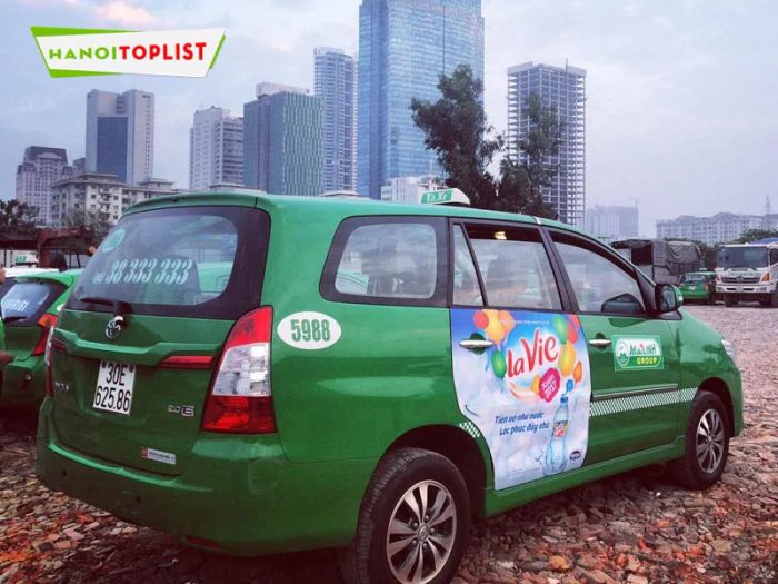 Taxi Mai Linh – Dịch vụ vận chuyển tin cậy với xe 7 chỗ chất lượng cao. Các dòng xe như T.Innova G, T.Innova E, T.Innova J đều được lựa chọn kỹ lưỡng để đảm bảo chuyến đi của bạn luôn an toàn và thoải mái. Đội ngũ lái xe được đào tạo bài bản, cam kết mang đến dịch vụ hoàn hảo cho mọi khách hàng.