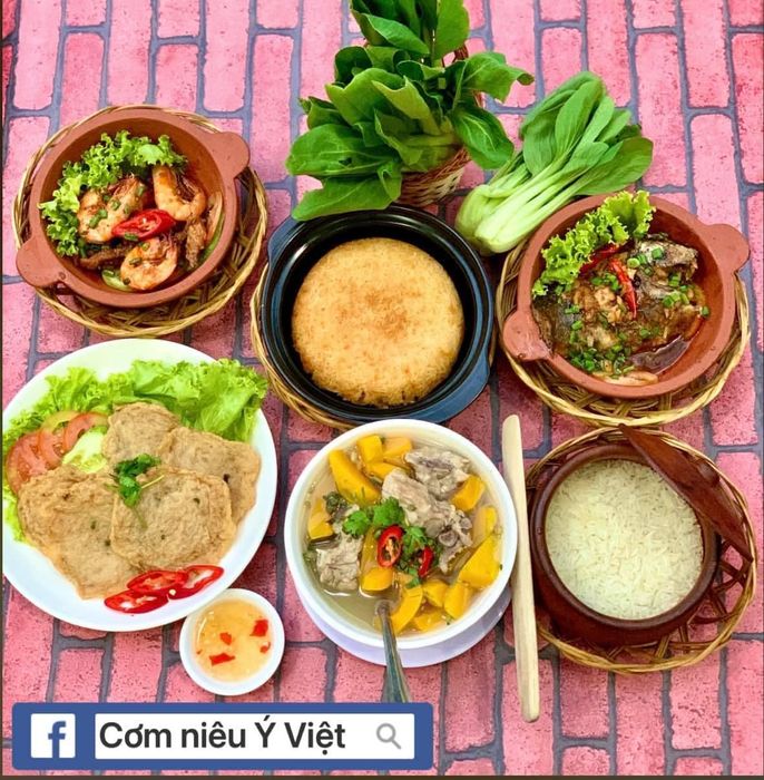 Không gian ấm cúng tại Cơm niêu Ý Việt - Nơi lưu giữ hồn quê
