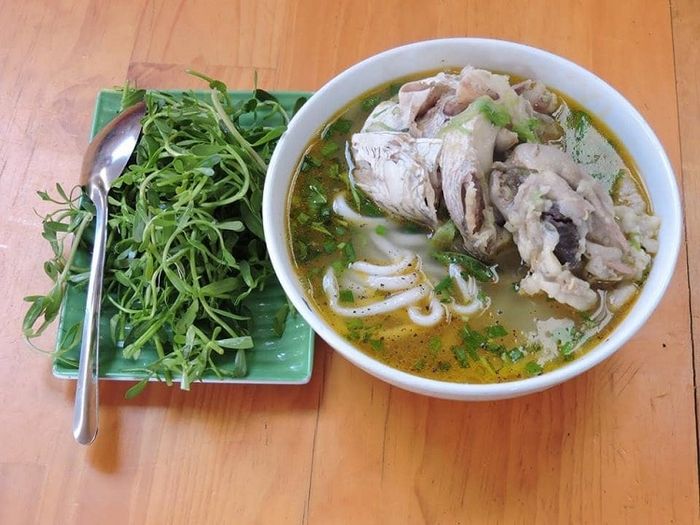 Top 5 địa chỉ thưởng thức bánh canh cá lóc ngon nhất tại TPHCM