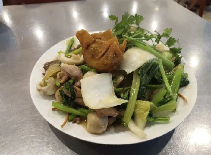 Những món ăn đặc sắc tại Quán Thiên Tân