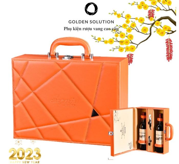 Địa chỉ cung cấp hộp quà Tết rượu vang tại TPHCM, nơi mang đến sự tinh tế và sang trọng cho những món quà quý giá.