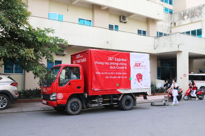 Hình ảnh trung tâm phân phối J&T Express Bình Dương