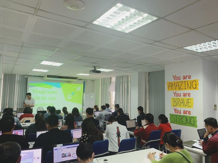 Hình ảnh hoạt động đào tạo tại Enternet Việt Nam