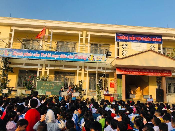 Hình ảnh ấn tượng về cơ sở vật chất hiện đại tại Trường Tiểu học Nghĩa Chánh