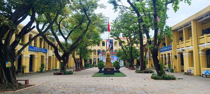 Hình ảnh 1 - Ngôi trường cổ kính với bề dày lịch sử 132 năm