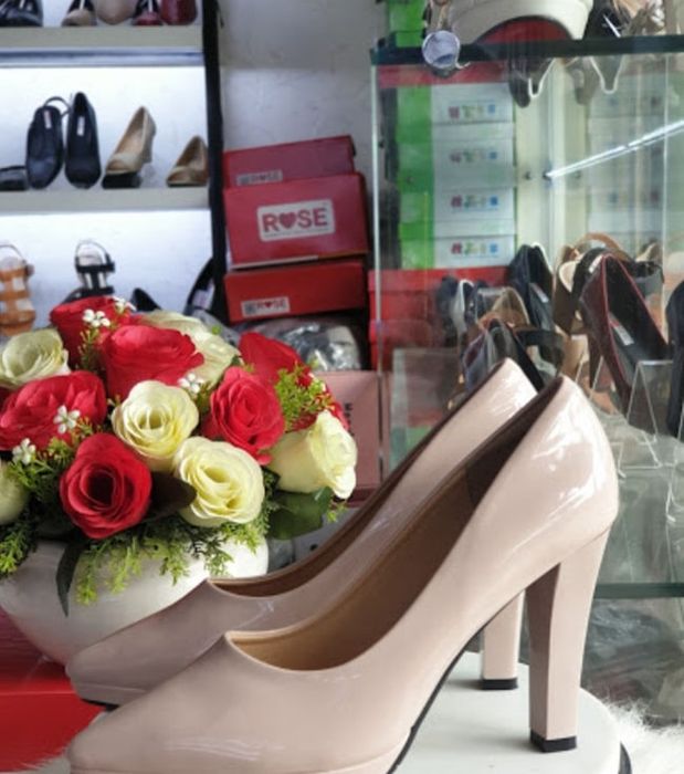 Cửa hàng Giày Nữ Rose