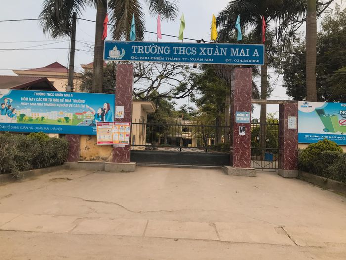 Hình ảnh đầu tiên giới thiệu khuôn viên xanh - sạch - đẹp của THCS Xuân Mai A
