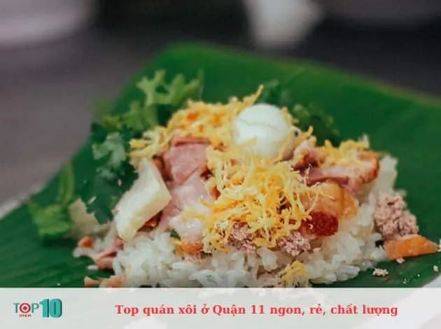 Quán Vinh - Nét tinh hoa xôi gà xé và dầu hào đất Sài Thành
