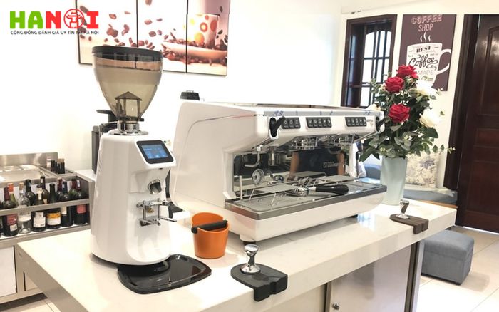 Hoang-hiep-coffee-Tripi