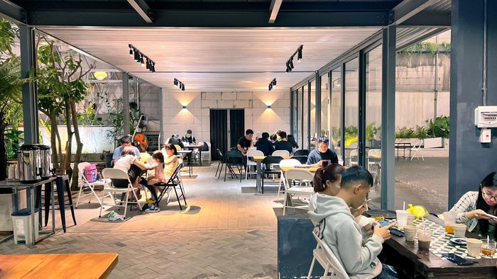 Góc 'sống ảo' độc đáo với decor sáng tạo tại Chill Factory