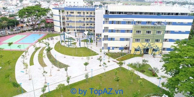 Các trường đại học đào tạo ngoại ngữ hàng đầu tại TPHCM