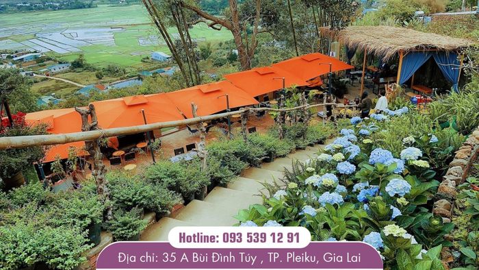 Covy Panorama Coffee - Bộ sưu tập hình ảnh đẹp như mơ, nơi ánh sáng và kiến trúc hòa quyện tạo nên những khung hình đầy nghệ thuật.