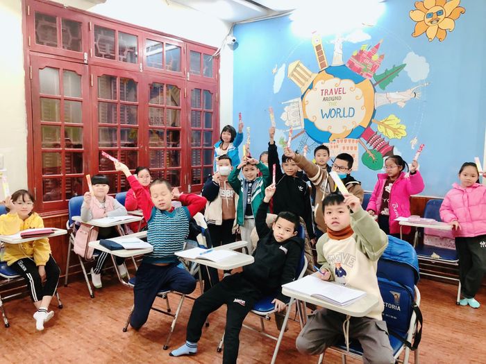 Lớp học tương tác sinh động tại Victoria English
