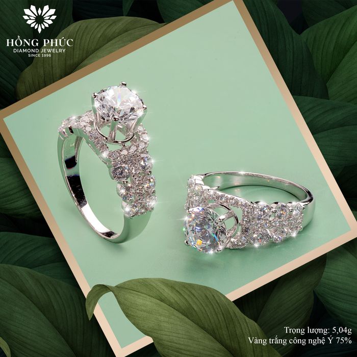 Hình ảnh bộ sưu tập trang sức ấn tượng tại Tiệm Vàng Hồng Phúc