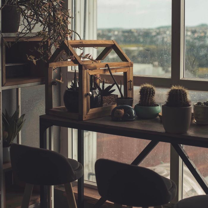 Hani Kafe & Kitchen ảnh 2 - Góc check-in sang trọng với view thành phố mộng mơ, nơi phong cách Scandinavian hòa quyện cùng nét đẹp hiện đại