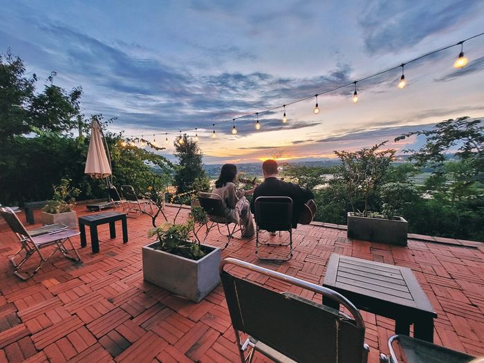 Không gian vintage độc đáo tại La La Land Café