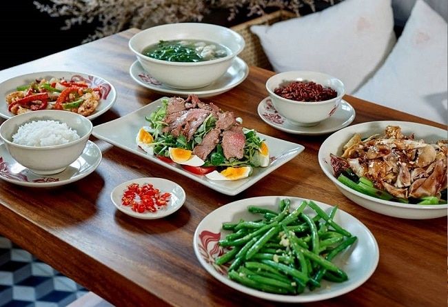 Maison Mận – Đỏ vinh dự nằm trong Top 10 nhà hàng ngon nổi bật tại Quận 2, TP. Hồ Chí Minh