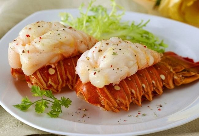 Hải sản Tư Bình – Một trong Top 10 nhà hàng hải sản xuất sắc tại Quận 2, TP. Hồ Chí Minh