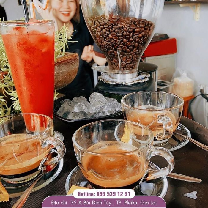 Covy Panorama Coffee ảnh 3 - Góc check-in đẹp tựa cổ tích với view thành phố mộng mơ, nơi mỗi khung hình đều kể câu chuyện riêng đầy cảm xúc.