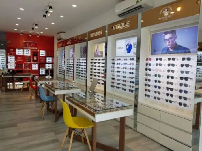 Bộ sưu tập kính cao cấp đa dạng tại Mắt Việt