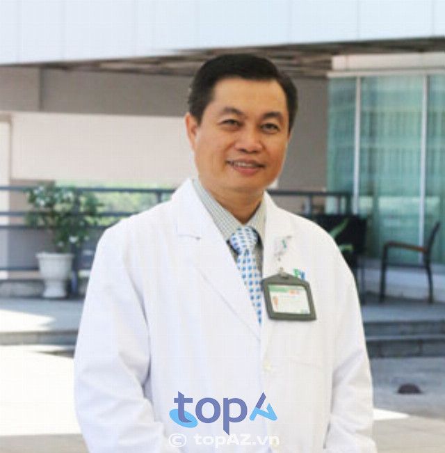 Thạc sĩ, Bác sĩ Lê Anh Tuấn - một trong những chuyên gia nam khoa hàng đầu tại TP.HCM, được giới y khoa đánh giá cao về năng lực chuyên môn và kinh nghiệm thực tiễn phong phú.