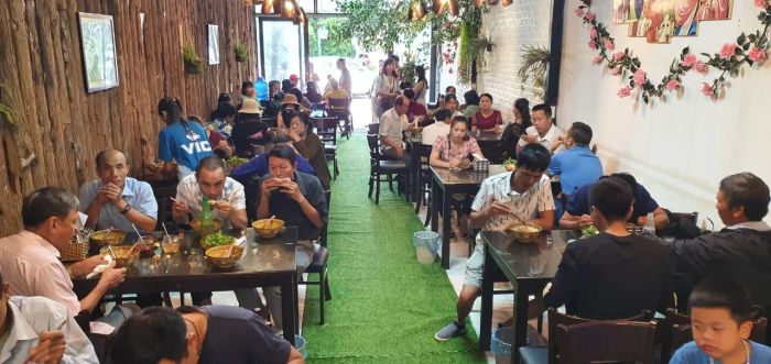 Bún Bò Huế Híp Quán - Tinh hoa ẩm thực xứ Huế