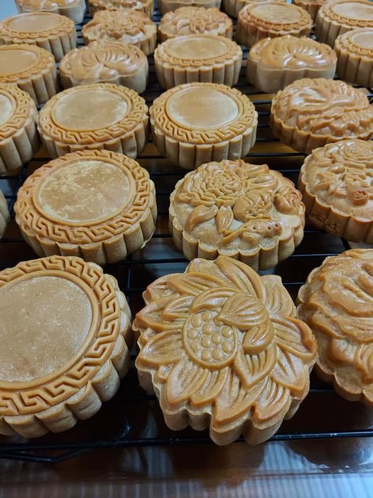 Hình ảnh bánh trung thu thủ công tinh tế tại Lê Hà Diểm