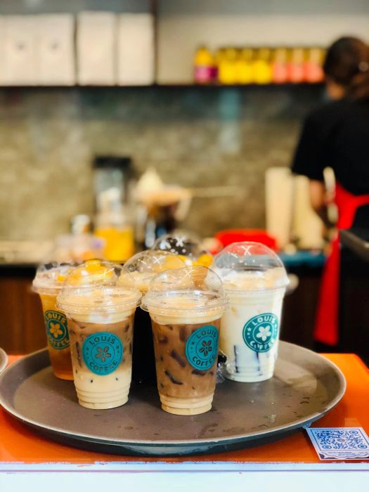 Góc ấm cúng tại Louis Coffee & Tea Quy Nhơn