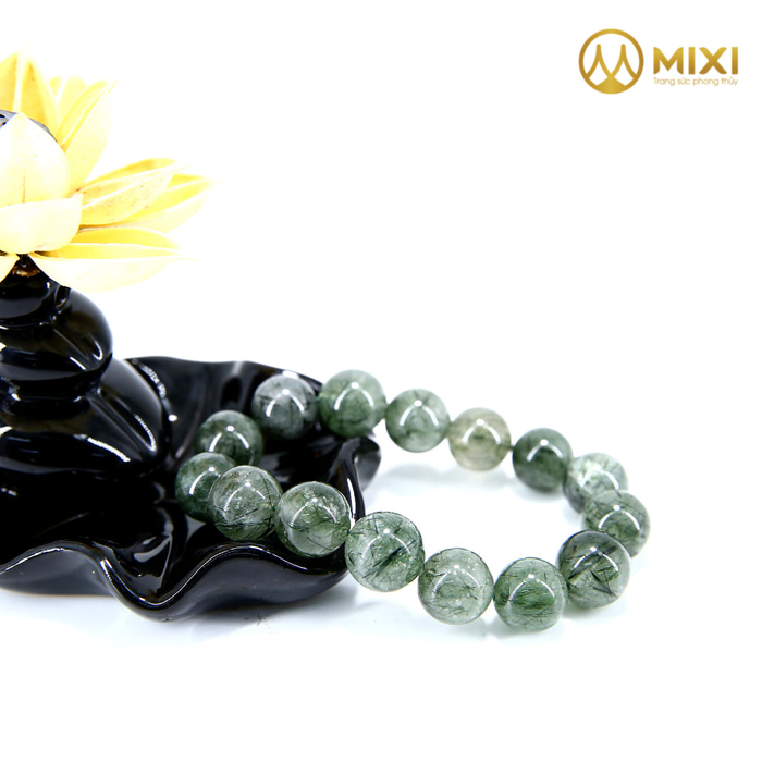 Không gian trưng bày sang trọng tại Đá Quý Phong Thủy Mixi