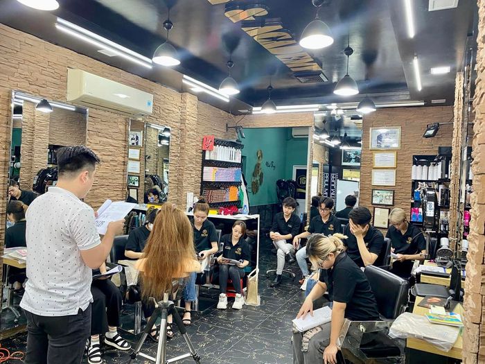 Hình ảnh thực tế lớp học tại NTMT Nhật Trung